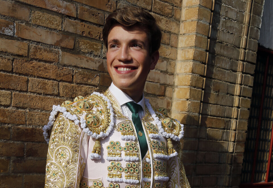 Javier Zulueta: “Quiero ser un torero predilecto de Sevilla”