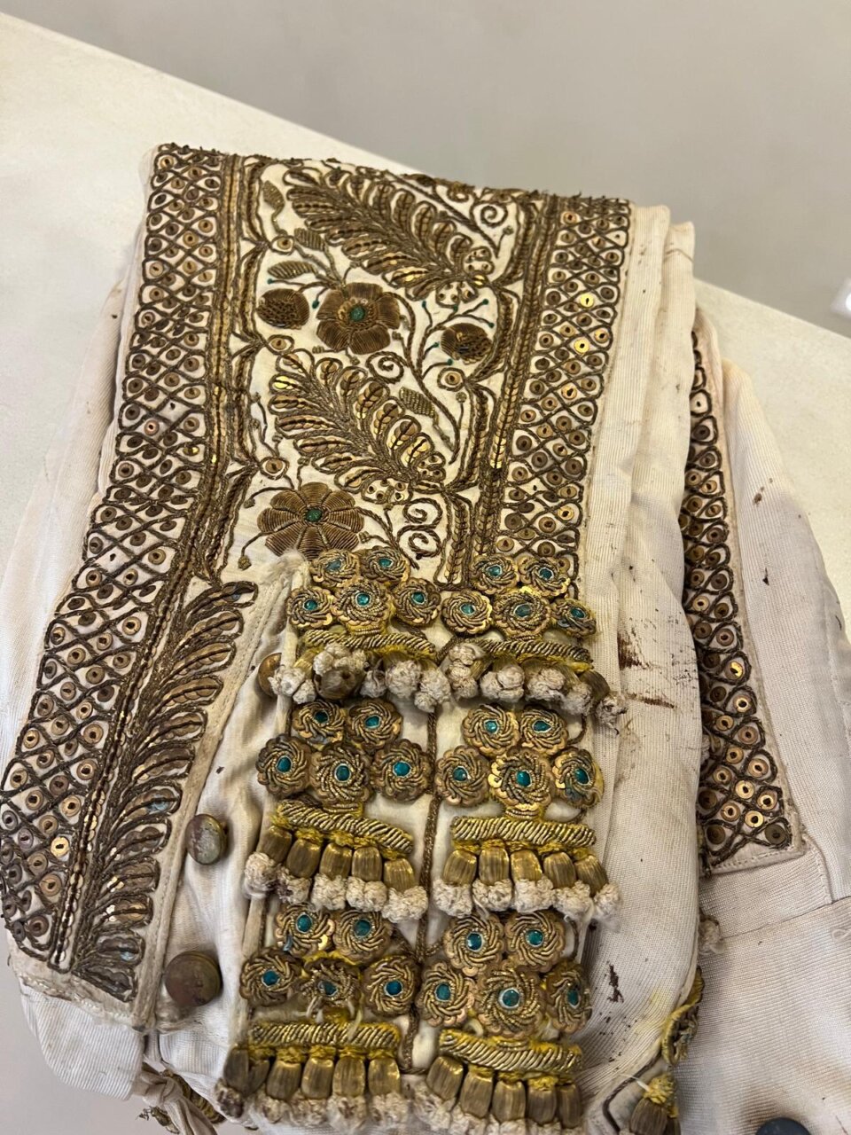 Traje de luces de Chicuelo II expuesto en el Museu del Bou de Satine