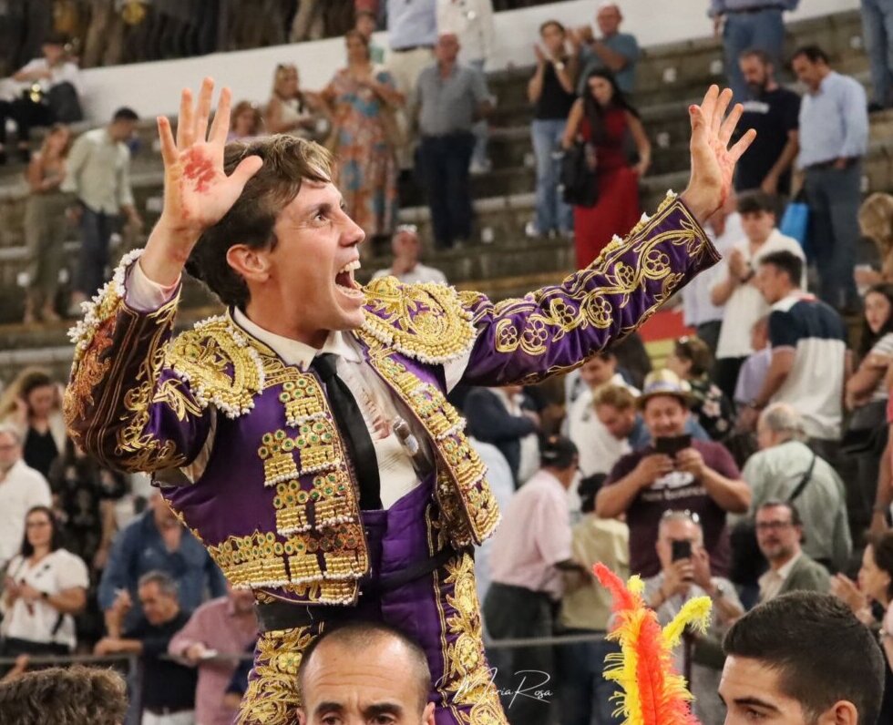 Tomás Angulo salda de forma triunfal su apuesta en solitario en Almendralejo