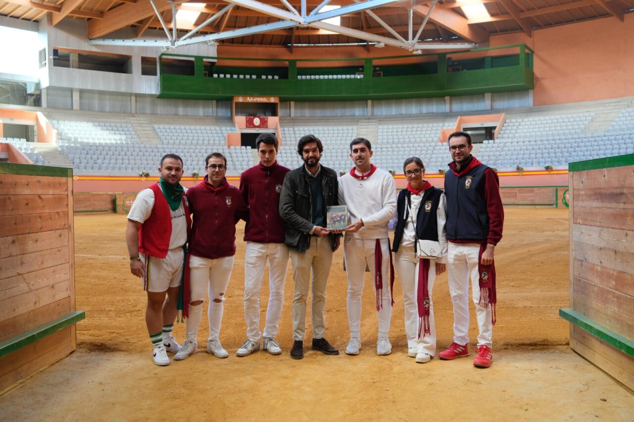 El libro “Bravo Toledano. Historia de las ganaderías de bravo en la provincia de Toledo” se presentó en Arnedo