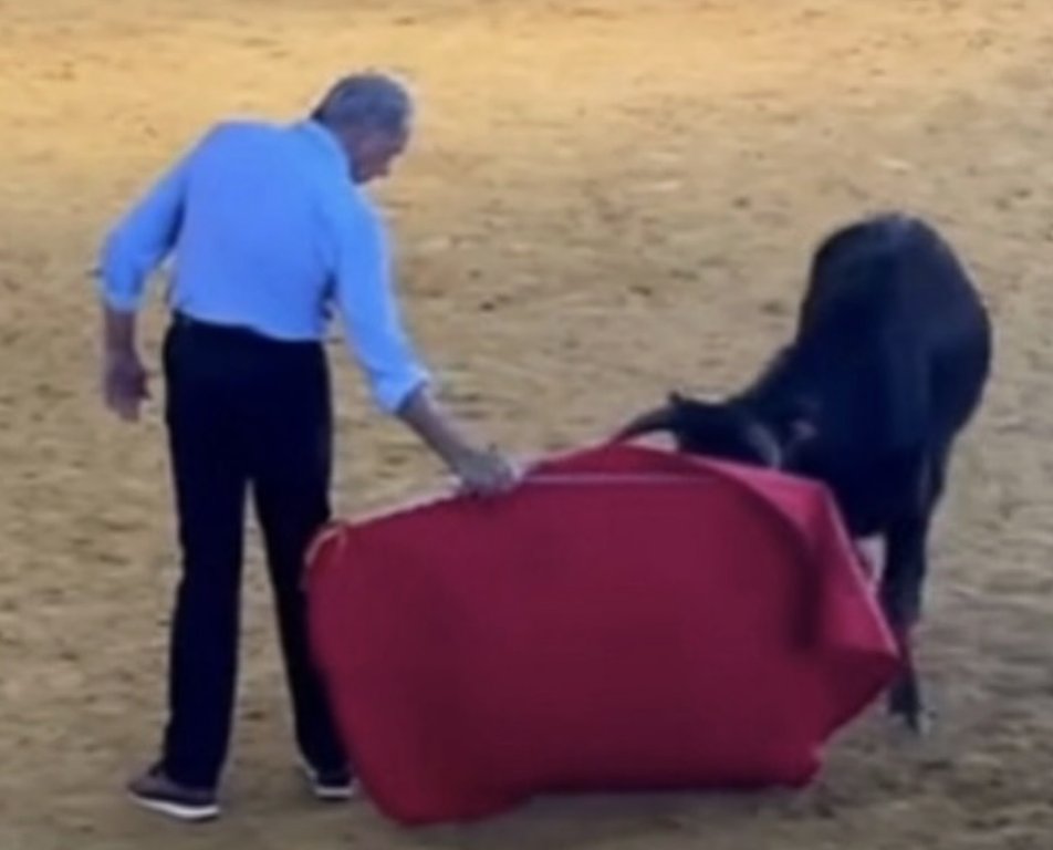 Simón Casas, a Paco Ojeda: "Estás citado con el público de Nimes, que te idolatra, en la temporada 2026"