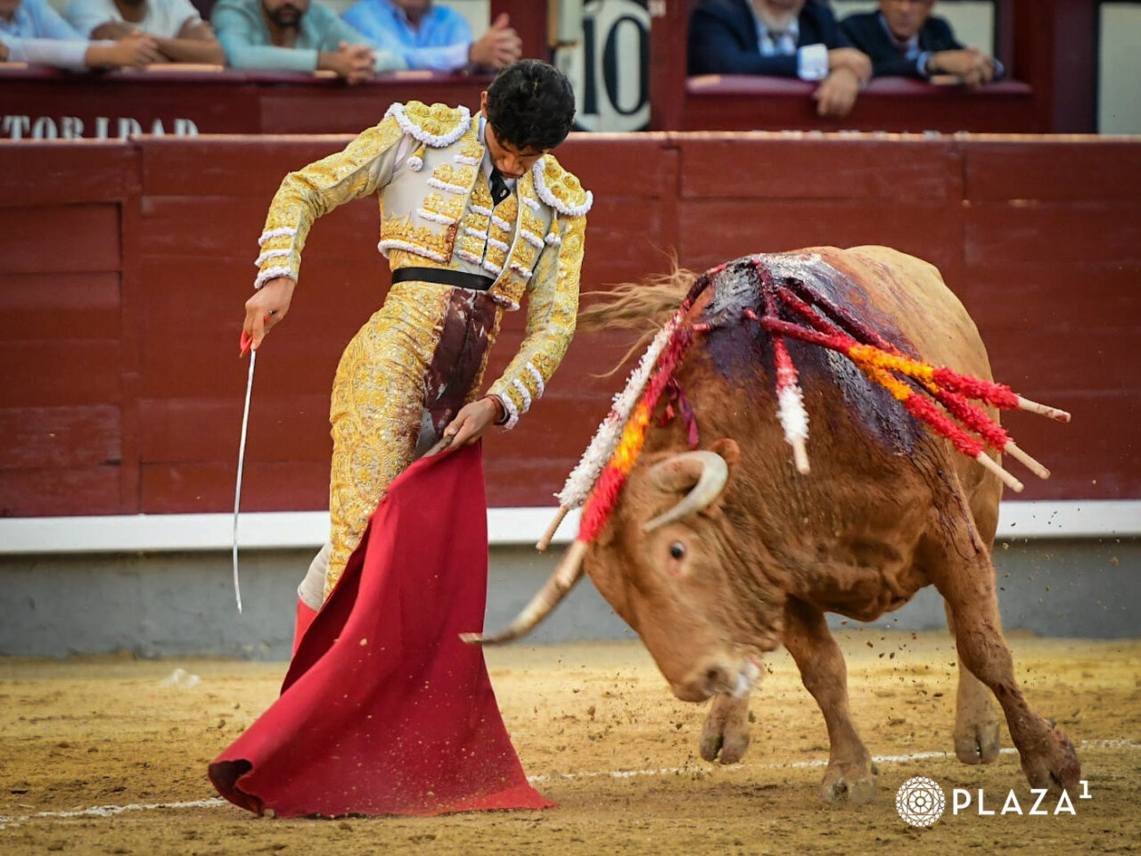 El caro toreo de Osornio en Las Ventas, en vídeo y fotos