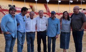 El equipo de CMM, junto con los compañeros de Canal Sur el pasado domingo en Sanlúcar de Barrameda.