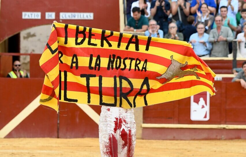 Mario Vilau prende de nuevo la llama del toreo en Cataluña