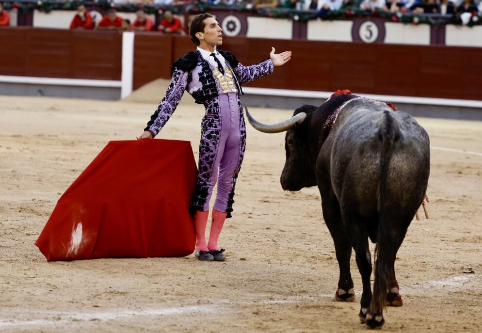 Ginés Marín, de la seda al hierro, se la juega con una alimaña de Victorino en Madrid