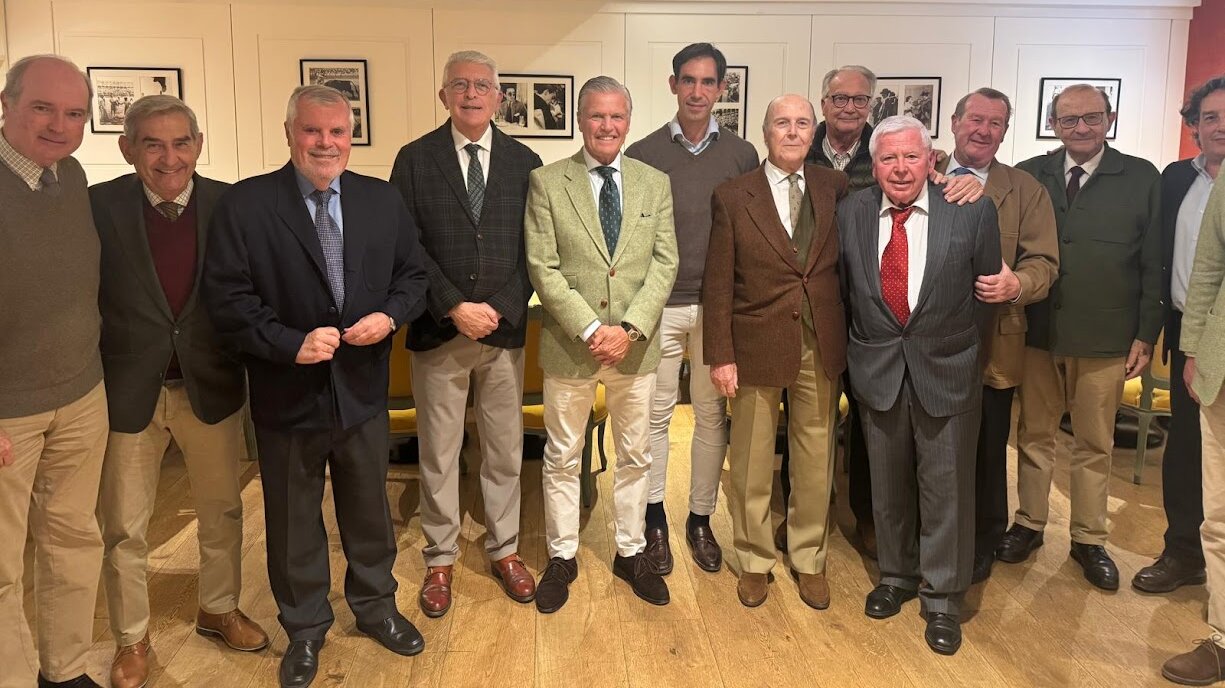 La Tertulia Espartaco del Hotel Colón de Sevilla recibe a Fortes