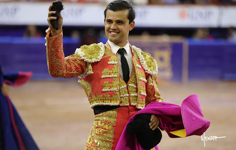 Meritoria oreja para Diego Sánchez en la corrida de Calaveras de Aguascalientes