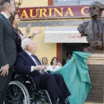 Descubrimiento del busto de Curro Romero en Camas