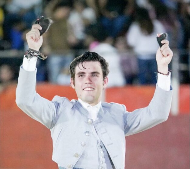 Triunfos de Guillermo Hermoso de Mendoza, Emiliano Gamero, Armillita IV...