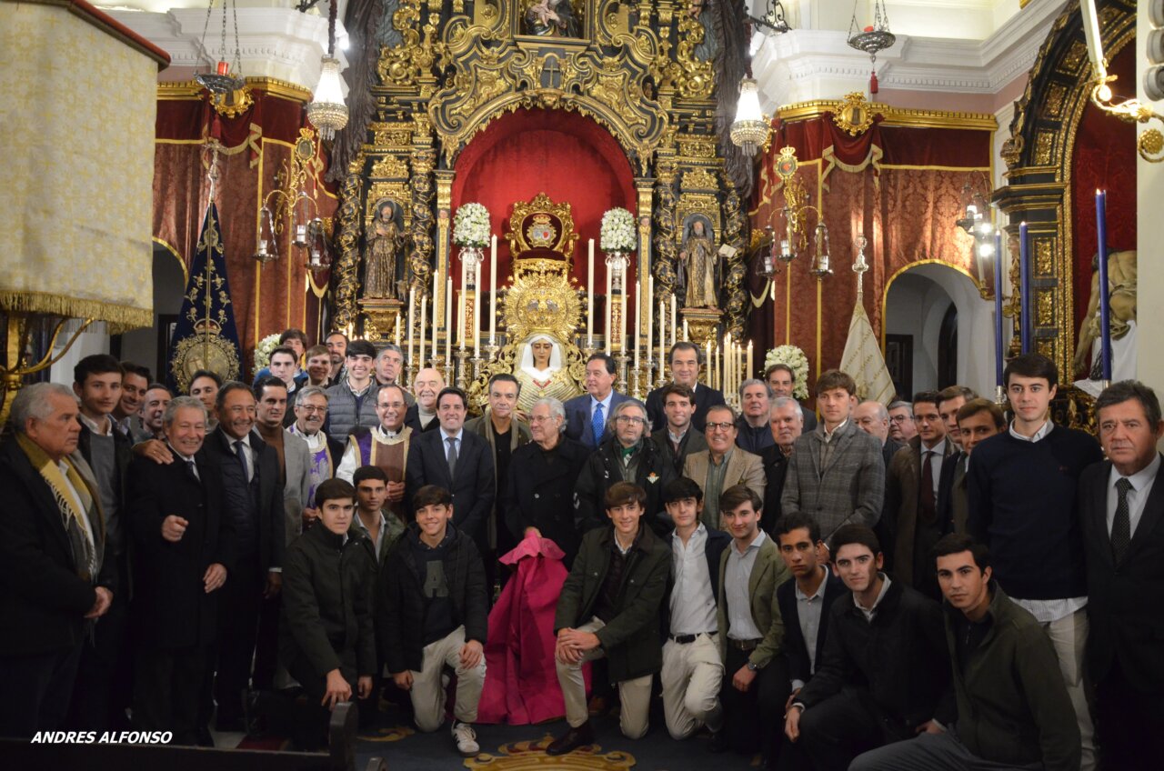 El toreo sevillano se reúne en la misa del Baratillo