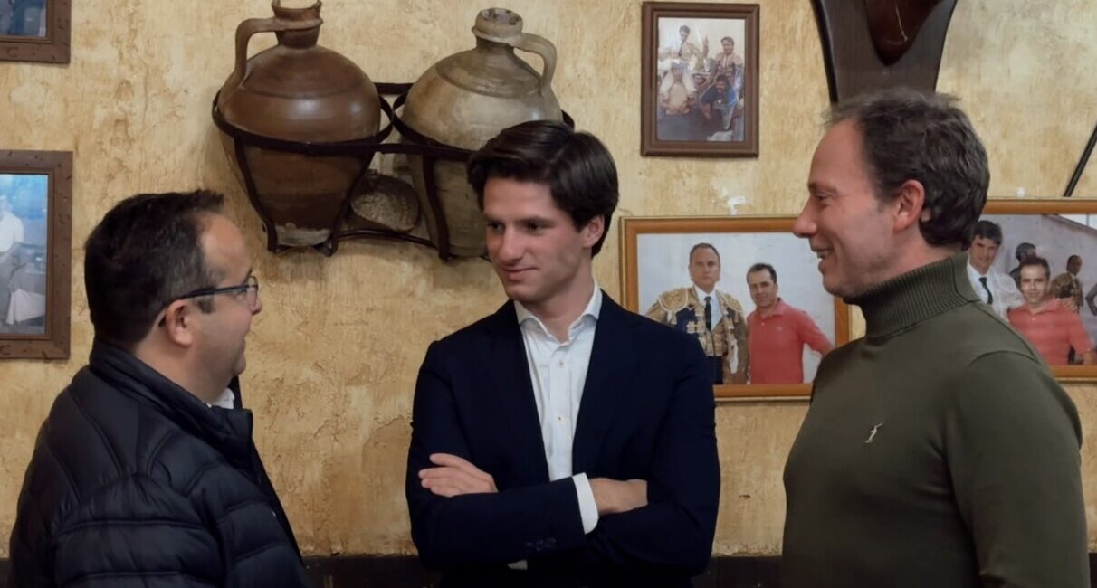 Villita estrena apoderados