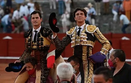 Luque y Roca Rey, cada vez más cerca de torear juntos en Sevilla