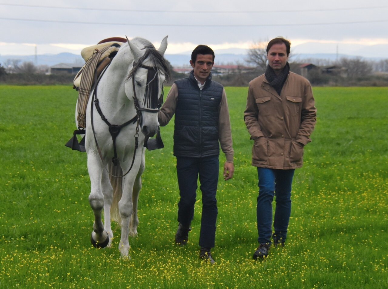 El rejoneador toledano José María Martín, con apoderado