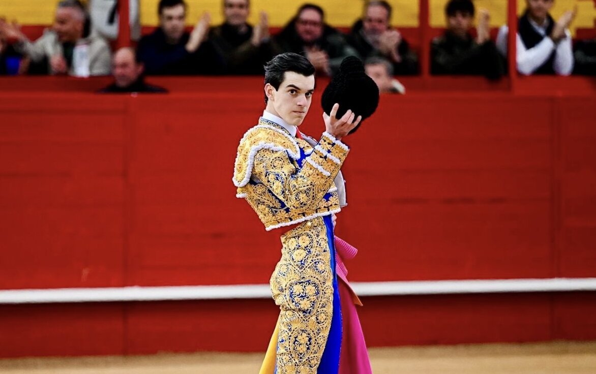 Sergio Rollón está de vuelta: la sentida ovación con la que le recibió la afición de Valdemorillo