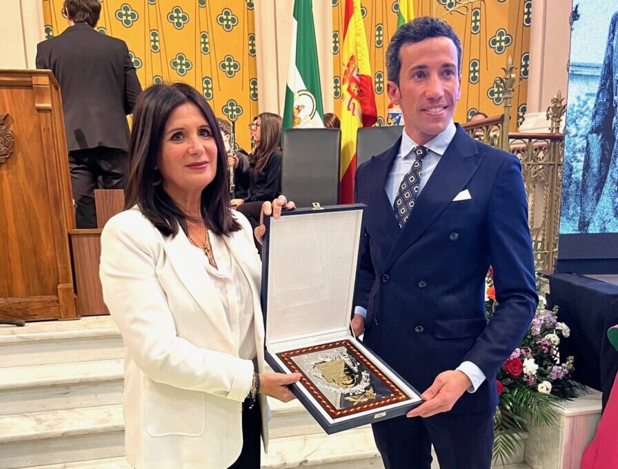 David de Miranda recoge en Linares el prestigioso trofeo Manolete