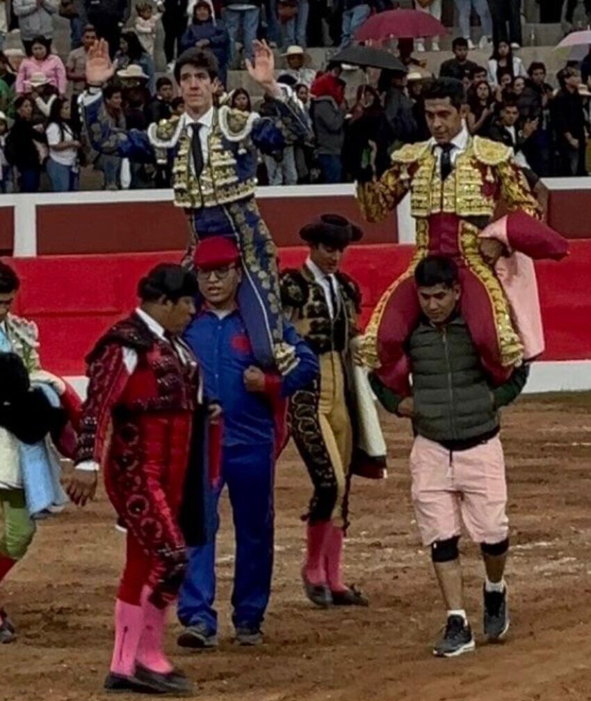 Esaú Fernández sigue conquistando plazas en Perú