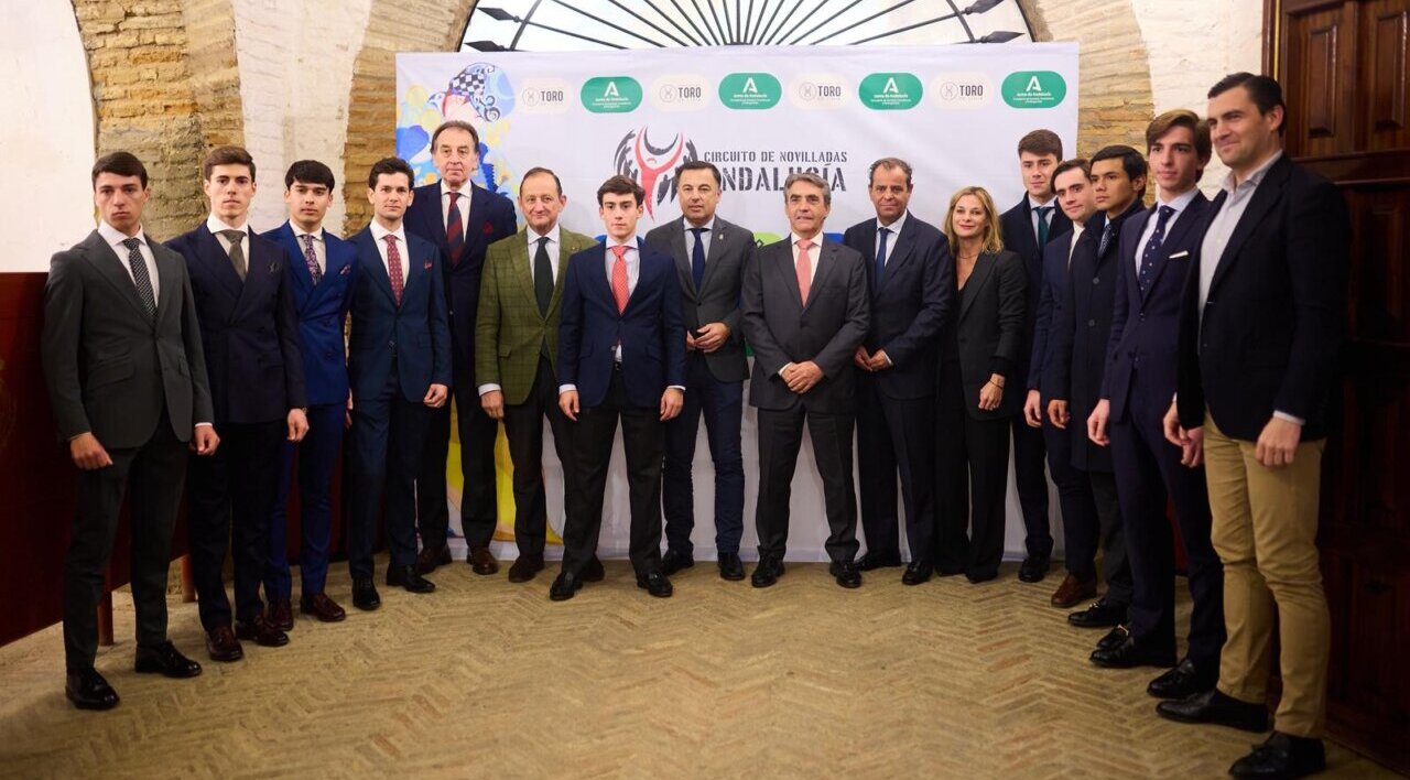 El Circuito de Andalucía presenta sus carteles: la Malagueta acogerá la gran final