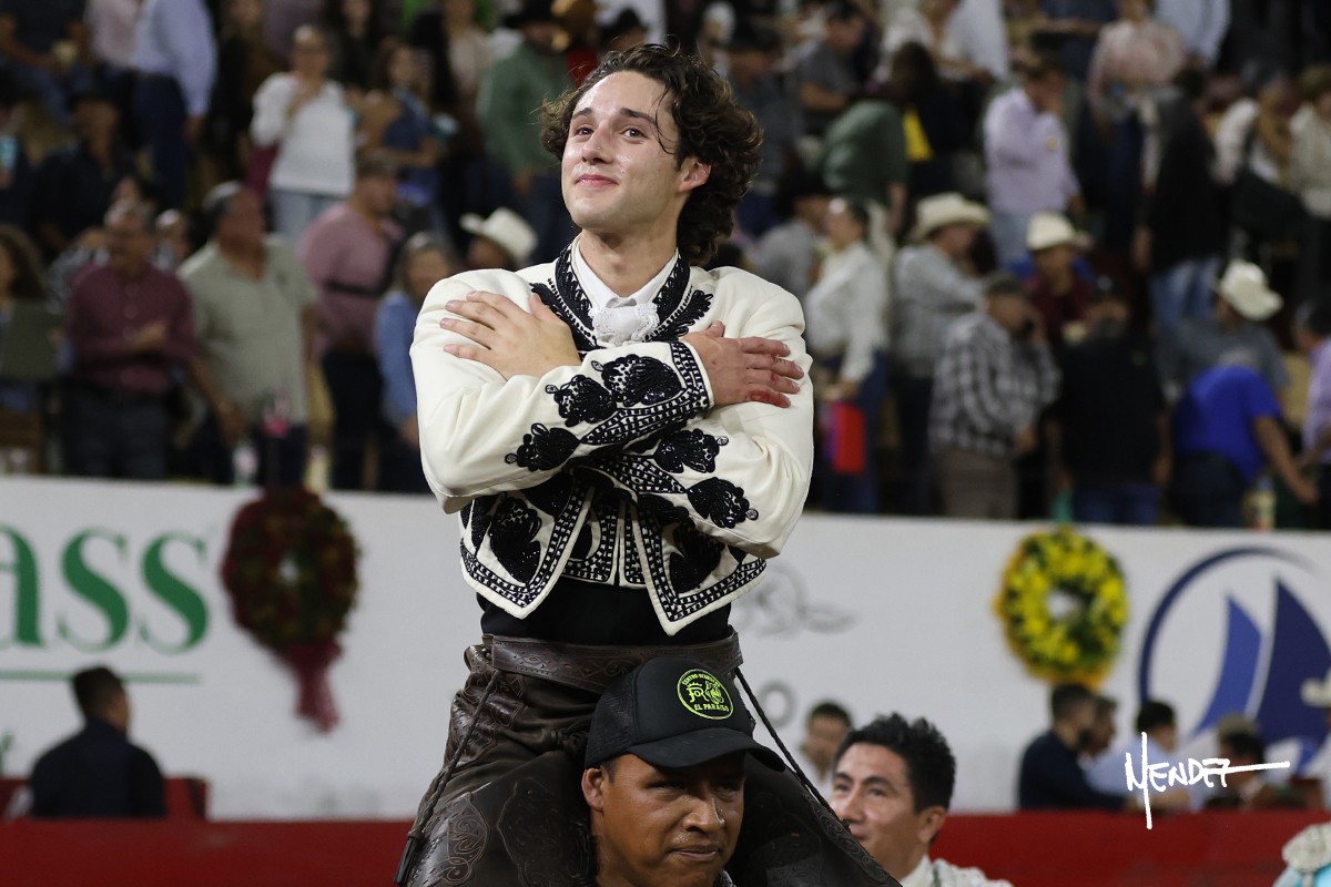 Un rotundo Tarik Othón se consagra como consentido de Autlán de la Grana