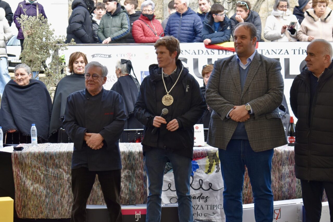 Borja Jiménez y Ortega Cano, nombrados "Matanceros de honor" en Guijuelo