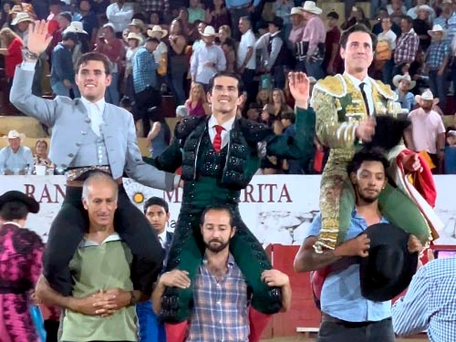 Extraordinaria tarde de Guillermo Hermoso de Mendoza en Tecolotlán