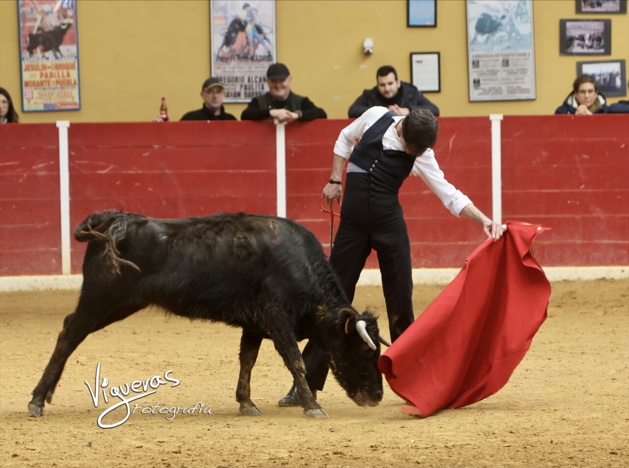 Samuel Navalón prepara en Nazario Ibáñez su reaparición en Fallas