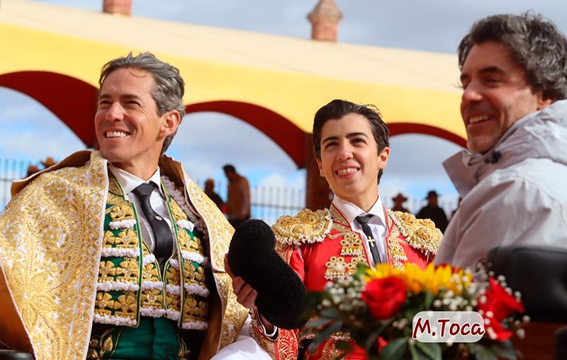 Diego Silveti y Marco Pérez, puerta grande en Cinco Villas