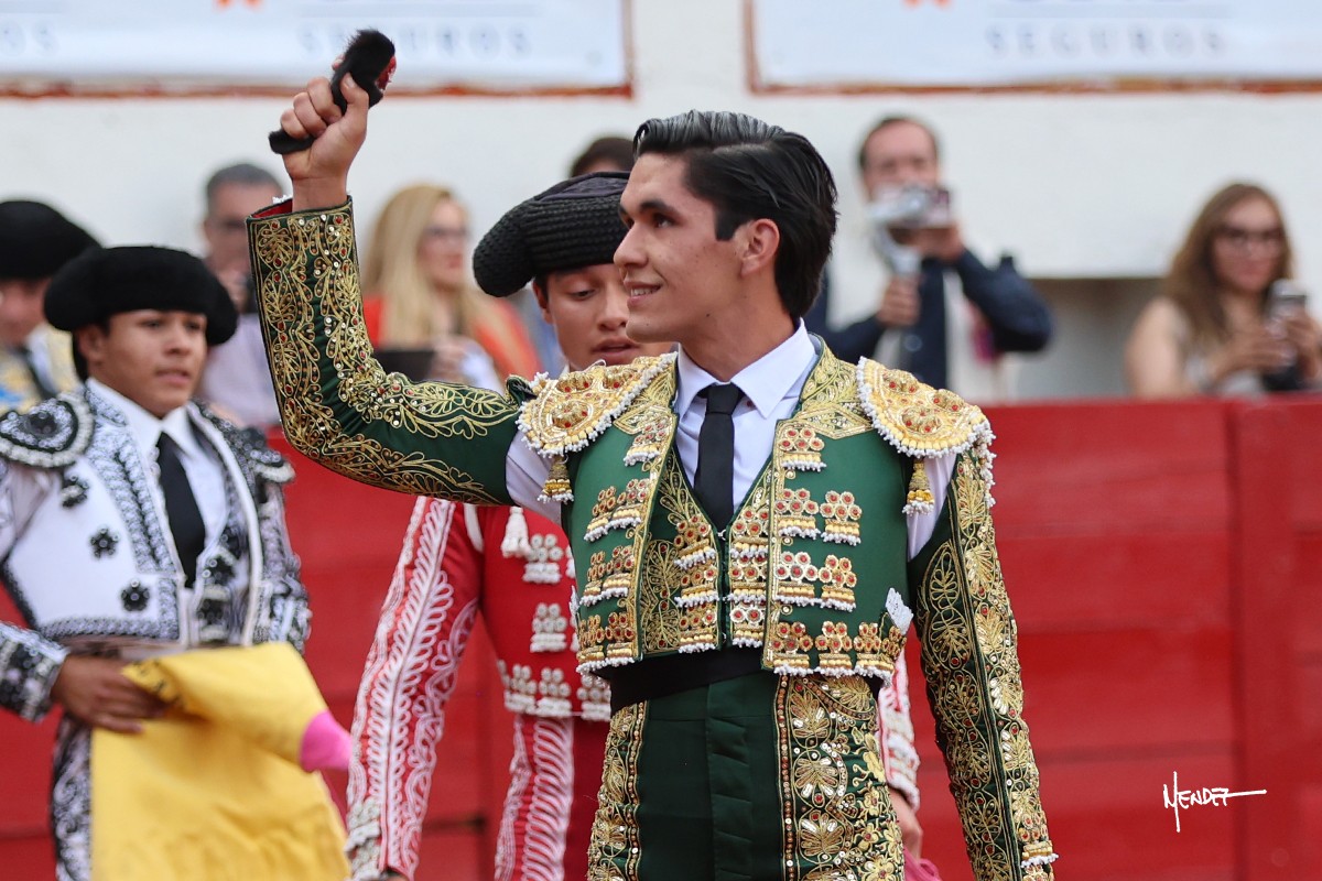 Jairo López corta una oreja en la novillada de triunfadores de Aguascalientes