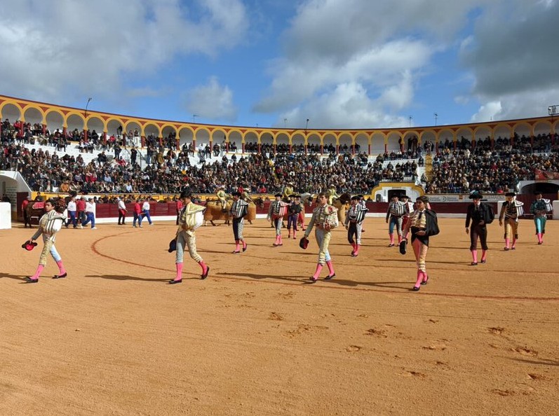 Siga en directo la matinal de Olivenza, con Borja Jiménez, David de Miranda y Marco Pérez