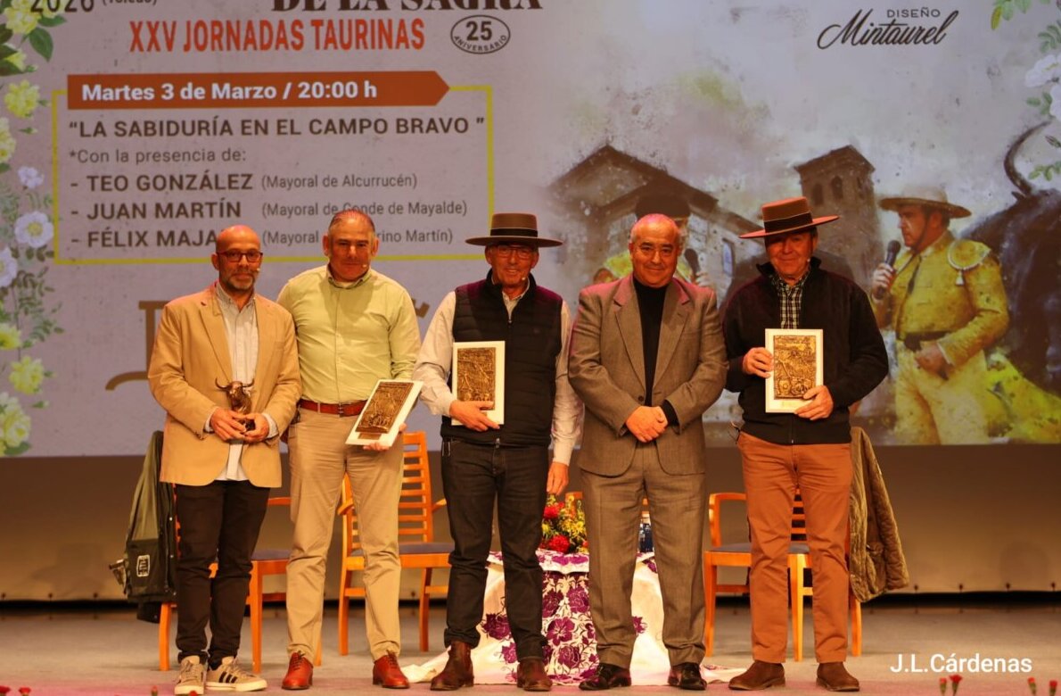 Los mayorales reivindican el alma del toro en Villaseca de la Sagra