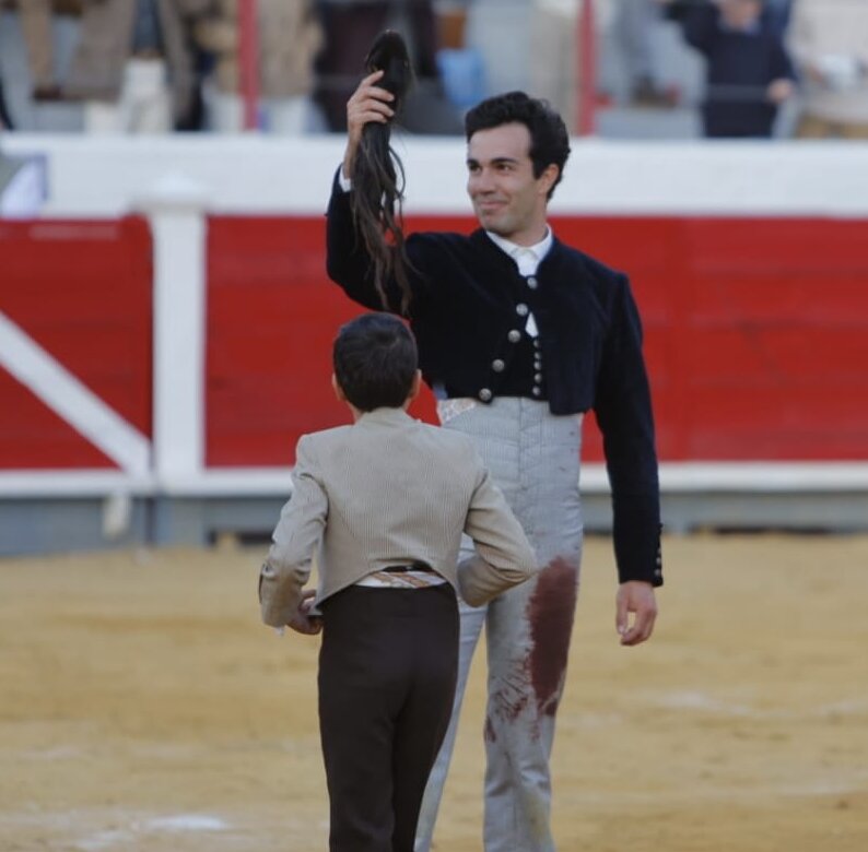 Tomás Rufo indulta a Carcelero de Santiago Domecq en un festival para recordar en Bargas