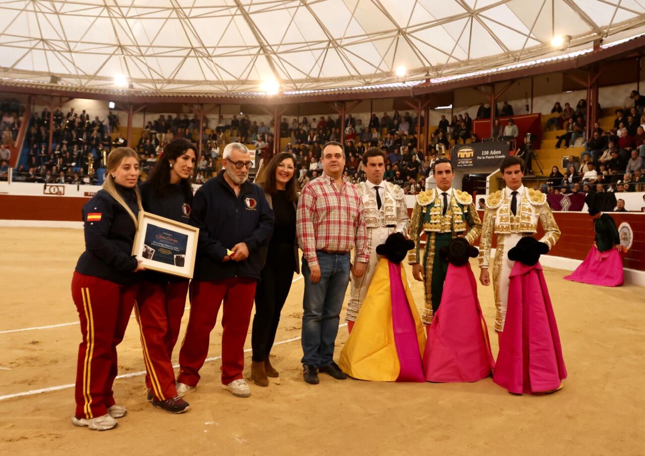 Rubén Pinar, oreja del buen primero en Tobarra