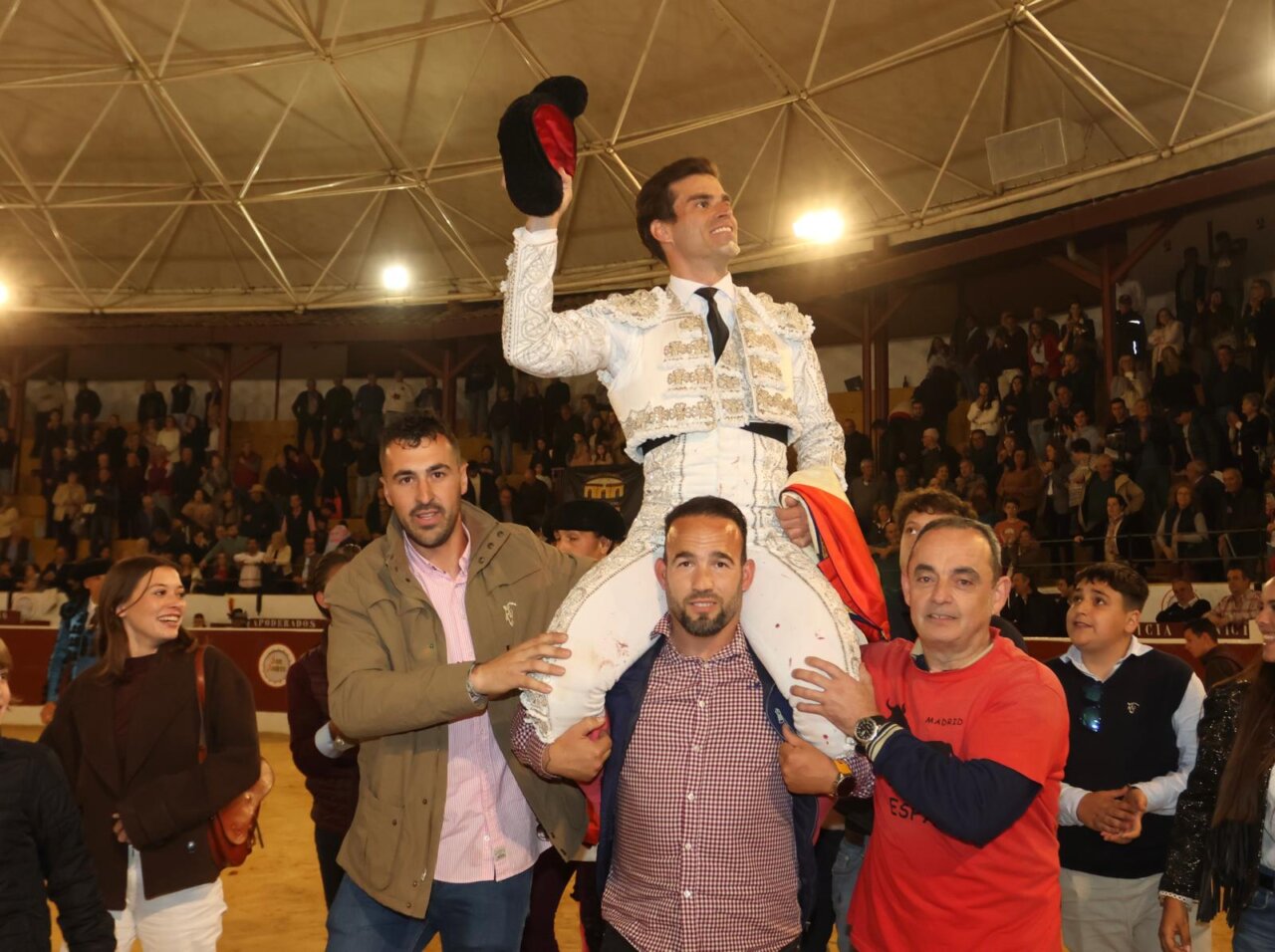 Gran tarde de Rubén Pinar en la vuelta de los toros a Tobarra