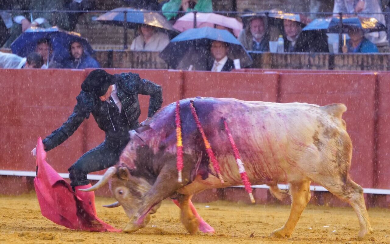 El arranque de la Feria de Abril, en vídeo e imágenes