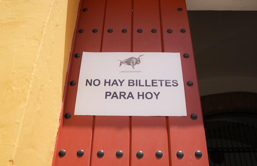Segundo cartel de "No hay billetes" del año en Sevilla