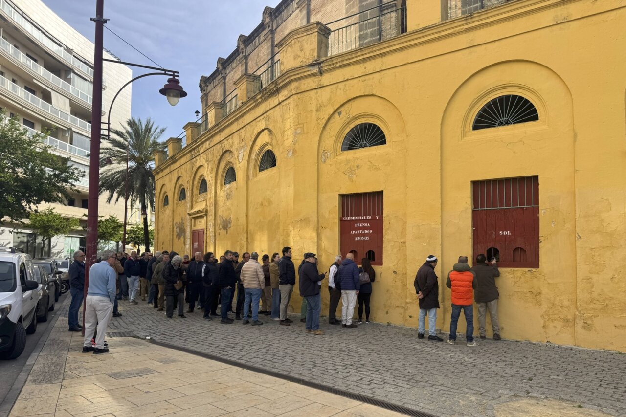 La Feria del Caballo arranca con grandes colas en taquilla y alta demanda online