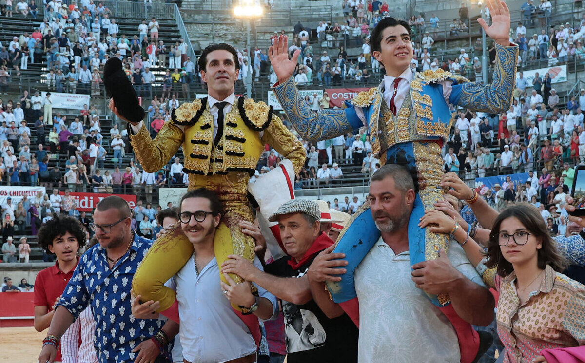 Talavante, Marco Pérez y El Juli, cónsules en Nimes