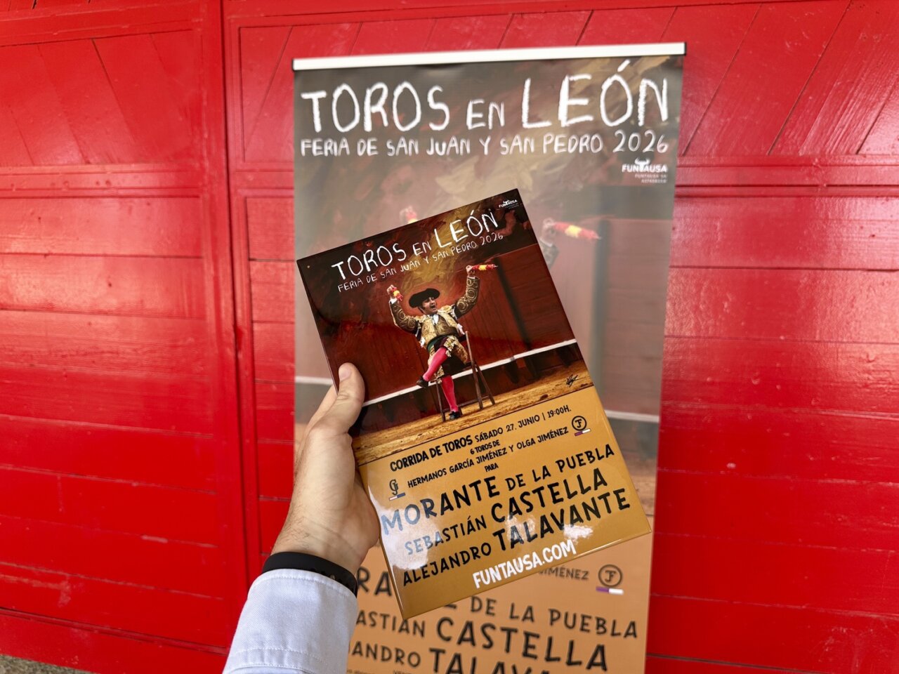 Funtausa sortea un azulejo exclusivo con el cartel de la corrida de toros de León
