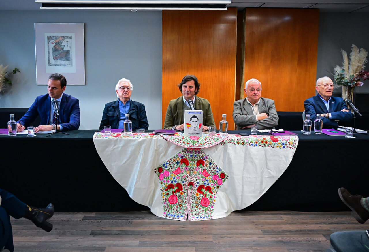 El periodista Santos García Catalán presenta su libro sobre Carlos Arruza