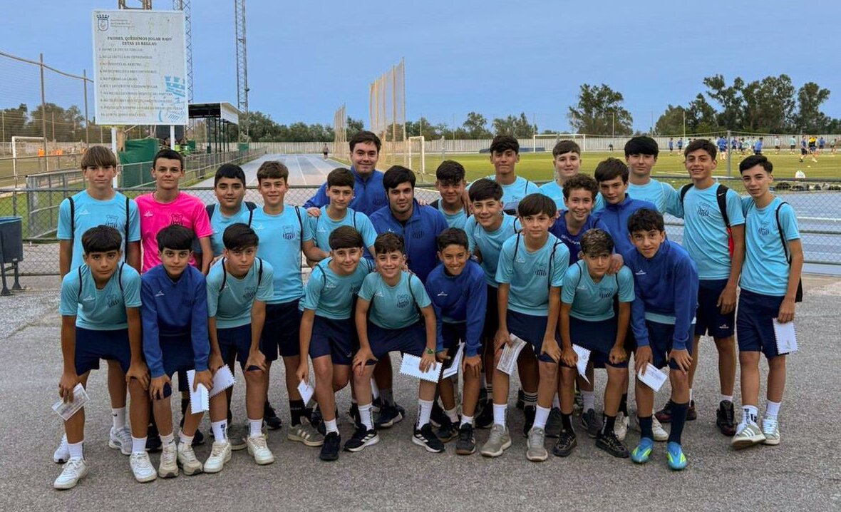 Diego Ventura invita a los toros a un equipo de fútbol por ser ejemplo de compañerismo