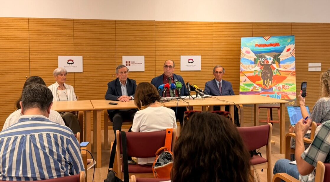 Pamplona ya tiene carteles para San Fermín 2026