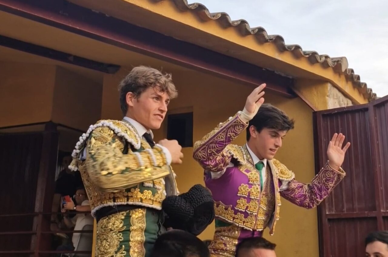 Puerta grande a la capacidad de Álvaro Serrano y al arrojo de Sergio Rollón
