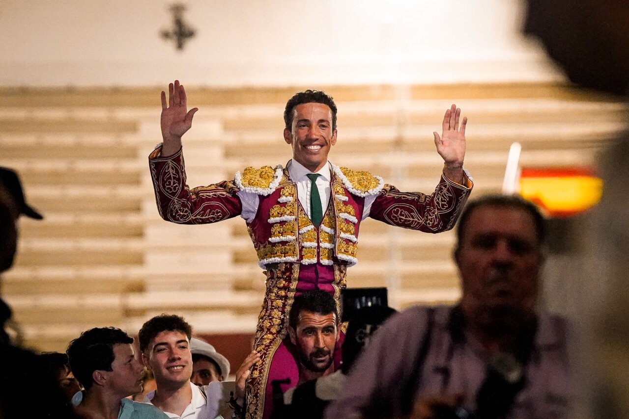 David de Miranda, por la puerta grande
