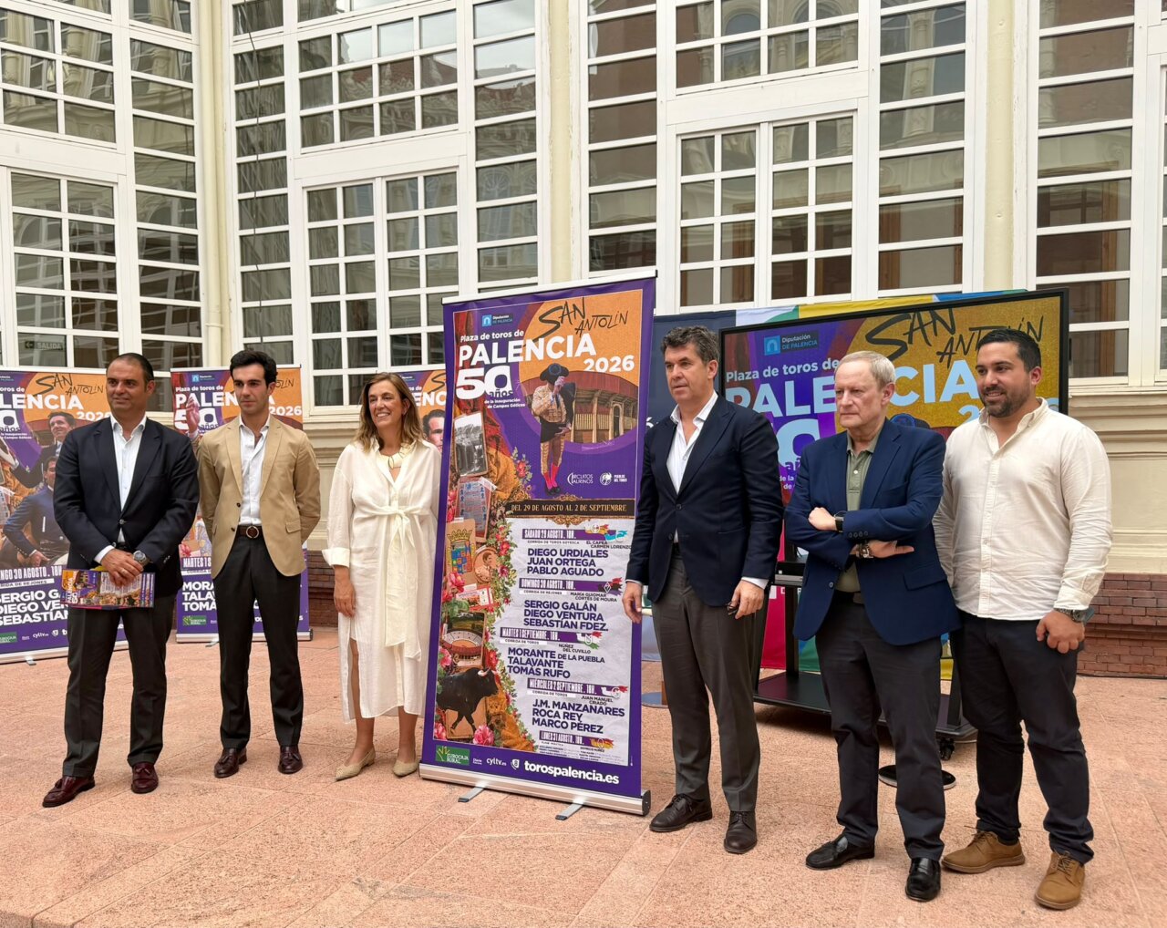 Morante, Roca Rey y una goyesca de arte, en el 50 aniversario del coso de Campos Góticos