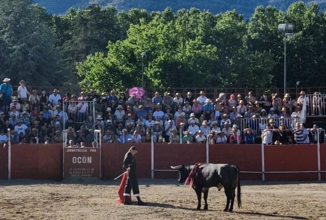 Tres orejas en el festival de San Lorenzo del Escorial