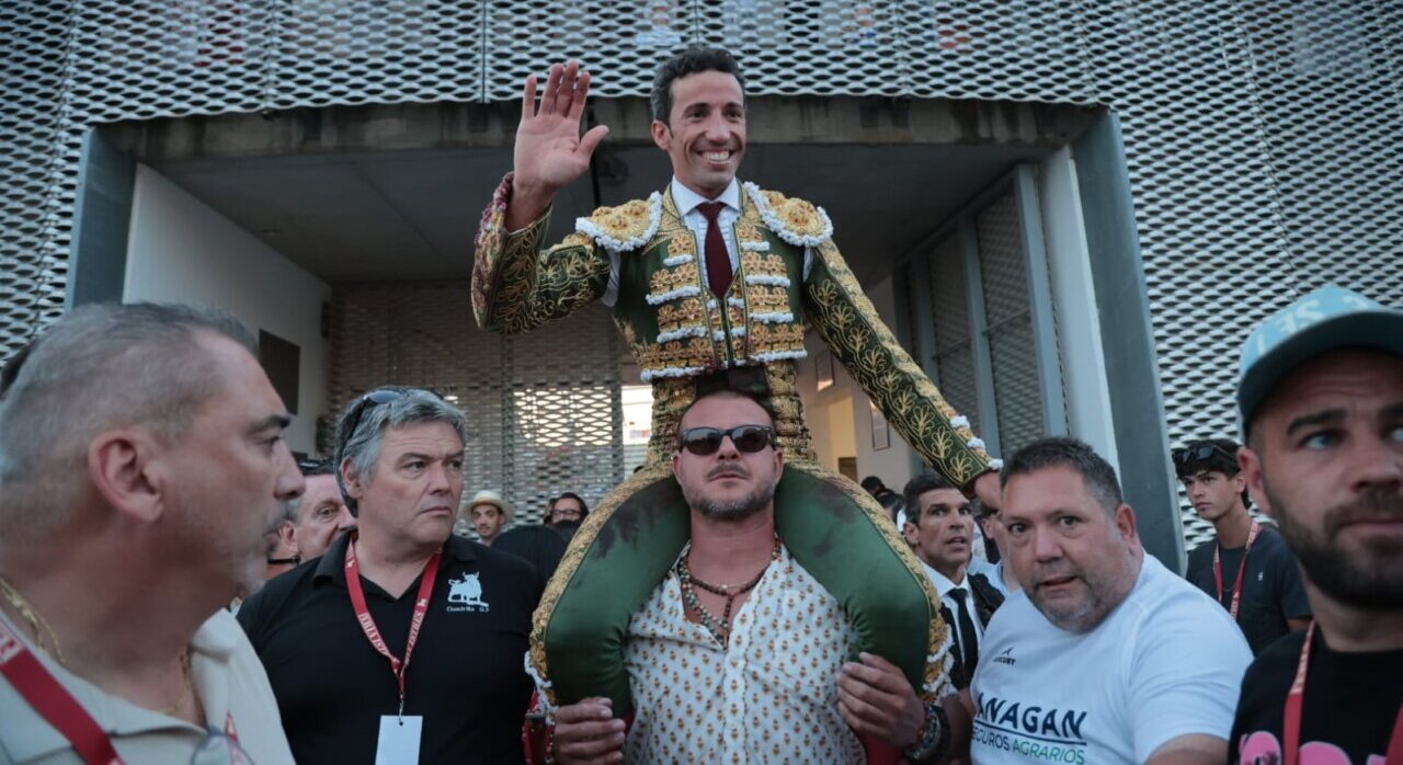 David de Miranda, dos orejas del quinto en Istres