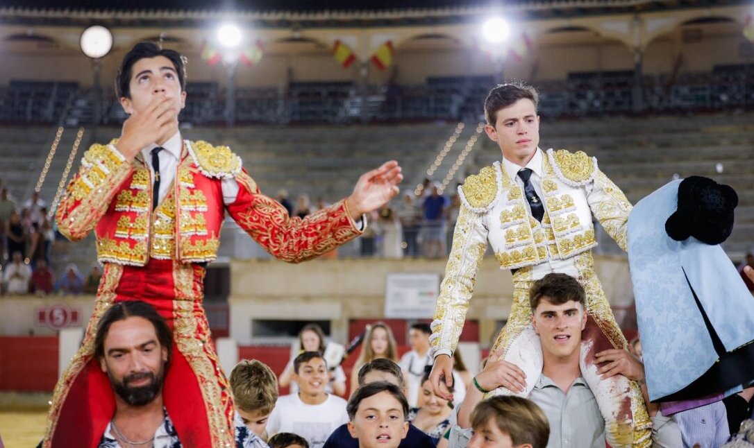 Jorge Martínez y Marco Pérez, triunfo en homenaje a Murcia