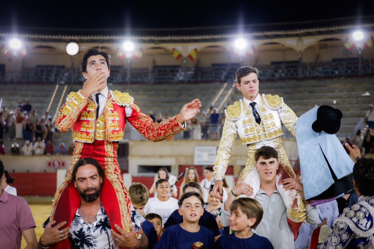 Jorge Martínez y Marco Pérez, triunfo en homenaje a Murcia