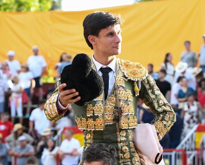 Imparable Manuel Diosleguarde, por la puerta grande de Daganzo de Arriba