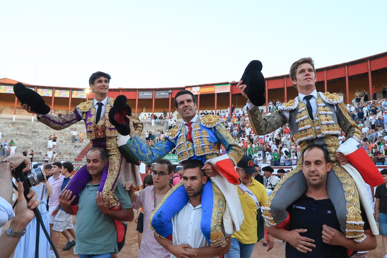 Una excelente tarde de toros en Zamora