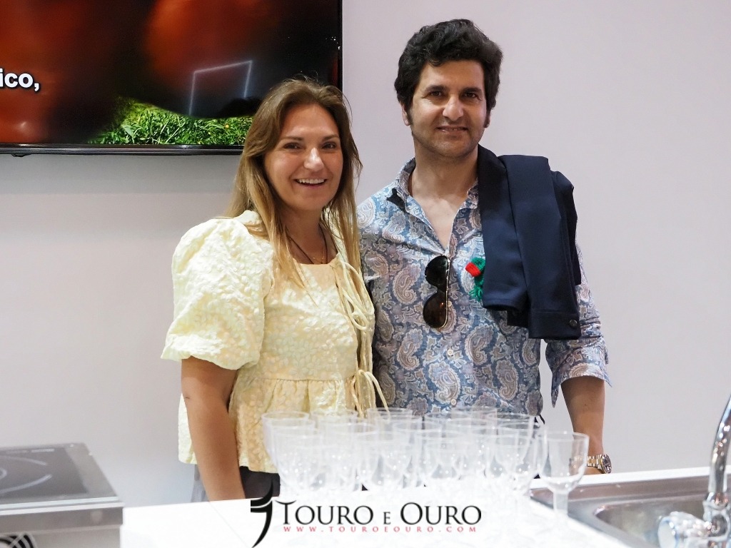 Morante, acapara focos en la Feria Nacional Agrícola de Santarem